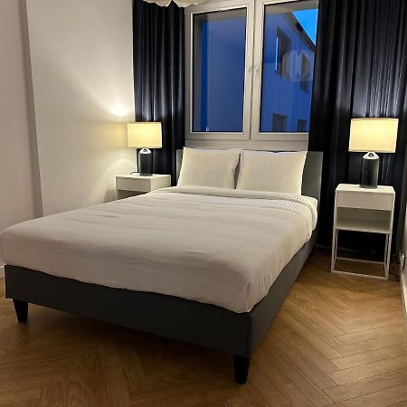 Maly Kwadrat Katowice Apartment Luaran gambar