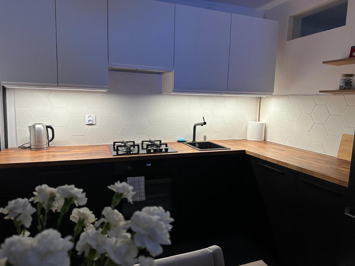 Maly Kwadrat Katowice Apartment Luaran gambar
