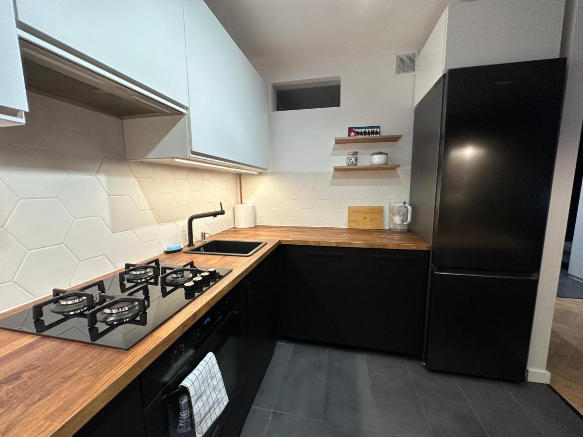 Maly Kwadrat Katowice Apartment Luaran gambar